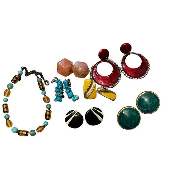 Vintage Pierced Earring Lot  6 Pairs - Picture 1 of 8